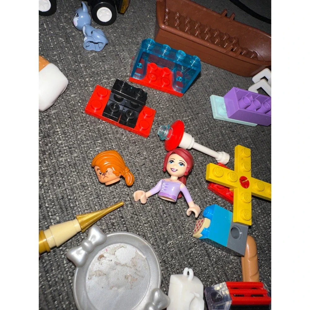 LEGO Friends Mixed Lot Mini-doll Boat Food Accessories Bricks‎ and Wheels Pieces